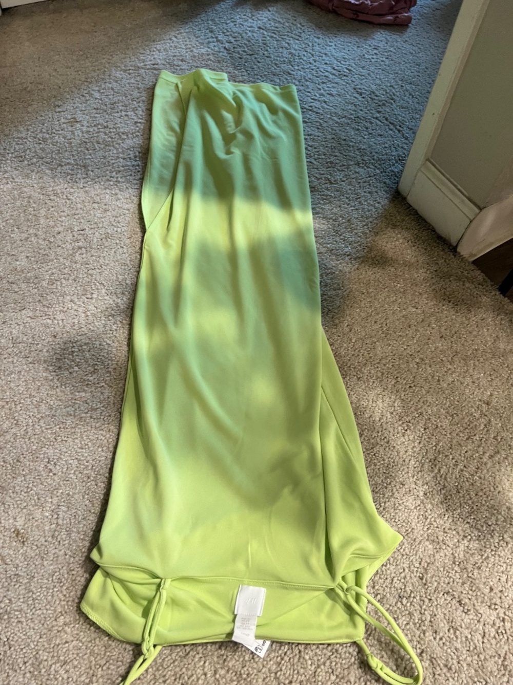 Clothes - Picture 9 of 16